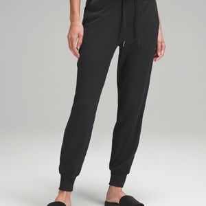 Lululemon Size 8 Ready to Rulu High Rise Jogger